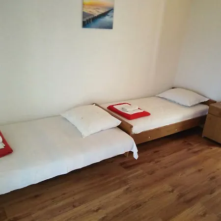 Apartman Rodic Omis Exterior photo